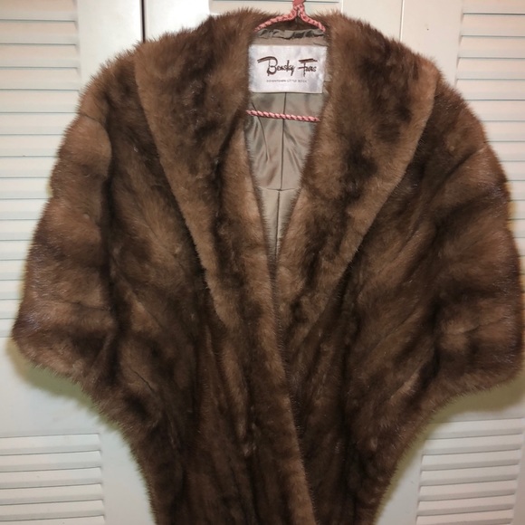 Luxurious Authentic Fur shawl 💞 - Picture 2 of 8